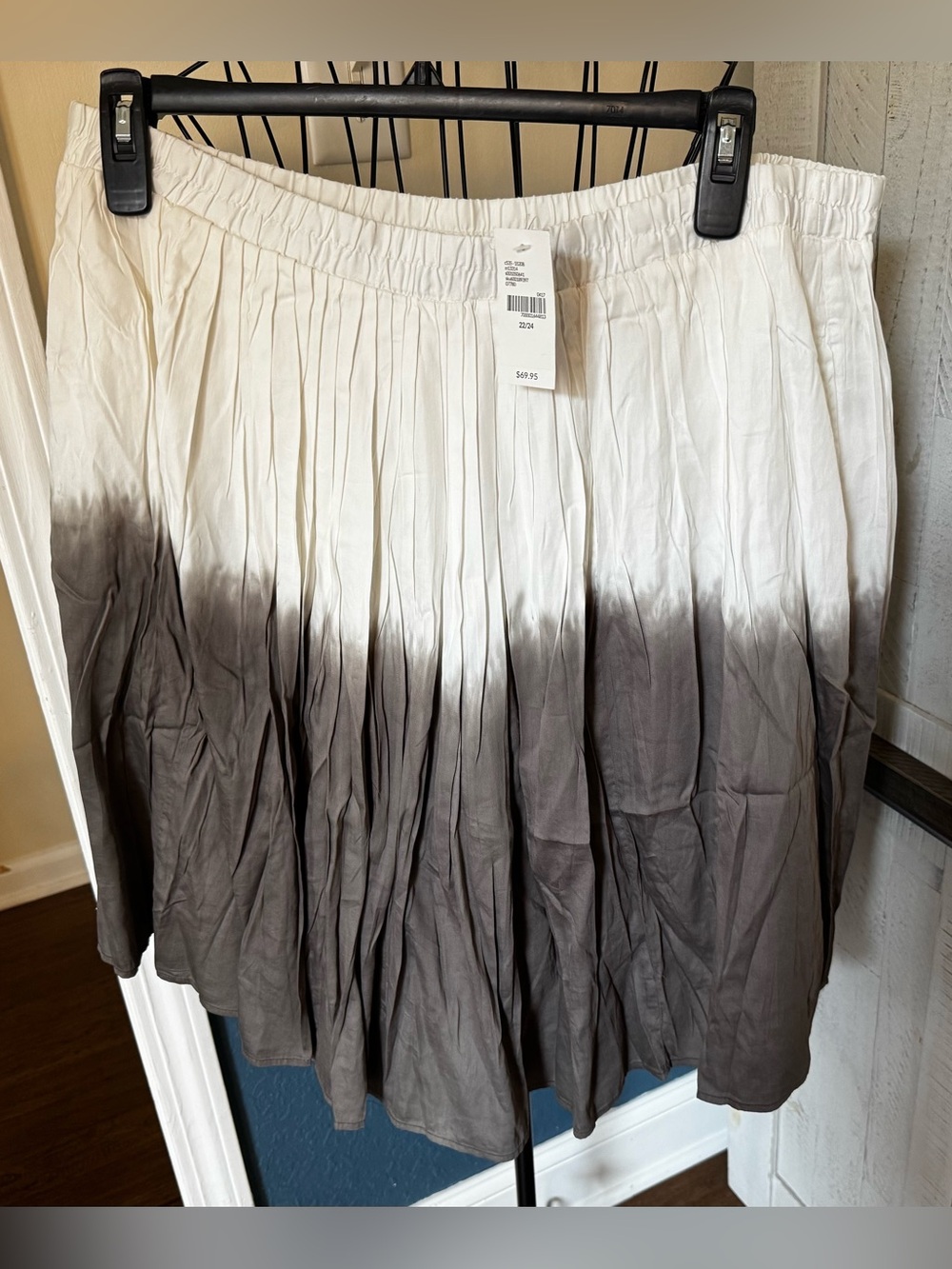Lane Bryant Creamy White Black Gray ombre dipped lined skirt 22/24 Cotton Modal